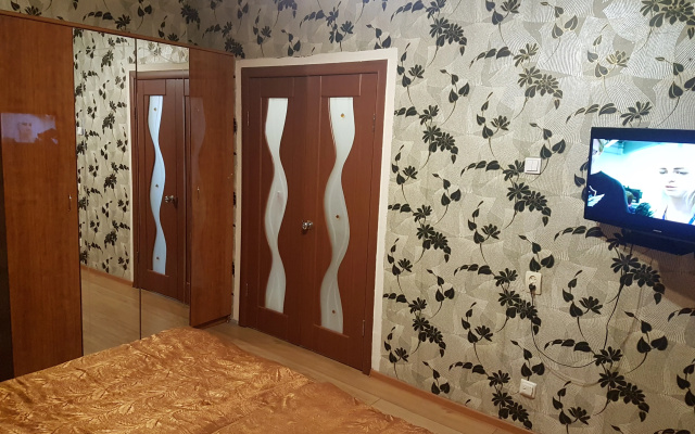 Квартира Уютная трехкомнатная у склона
