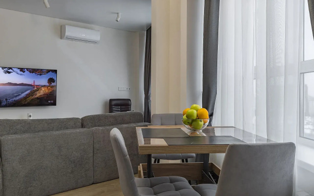 Квартира с панорамным видом и дизайнерским ремонтом