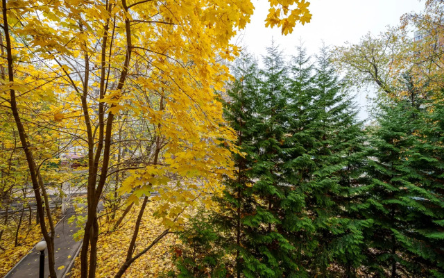 Апартаменты 5 Комфортно И Точка на Симферопольском бульваре 16к1