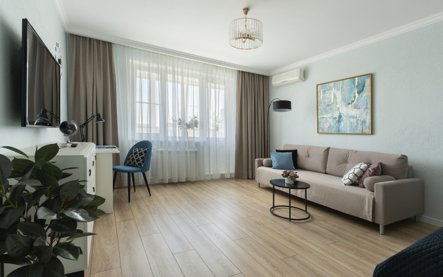 Na Plescheeva 8 Apartments