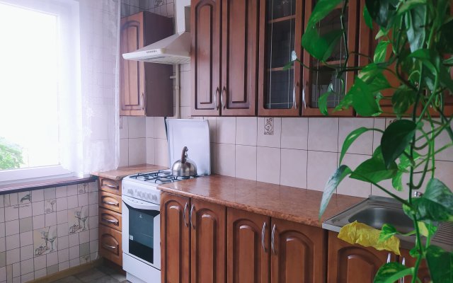 Two-room Na Angarskoy Apartaments