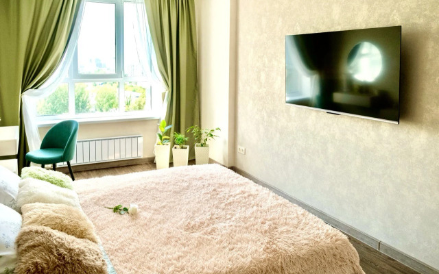 Квартира Уютная новая с панорамным видом с 14 этажа