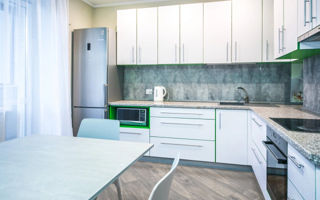 3-bedroom on Derzhinskogo Avenue 22 Center Apartments