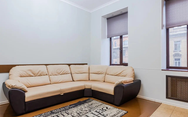 Апартаменты SpbStay на Марата 37