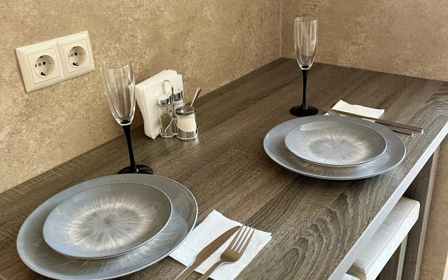 Квартира уютная возле трамвая с видом на стадион