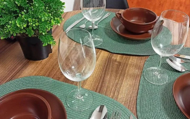 S 4 Razdelnymi Cpalnymi Mectami Flat