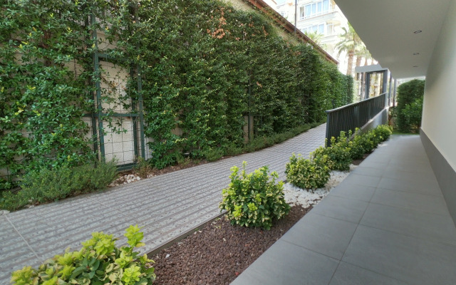 Best Home 26 Cleopatra Legacy No 8 Apartments