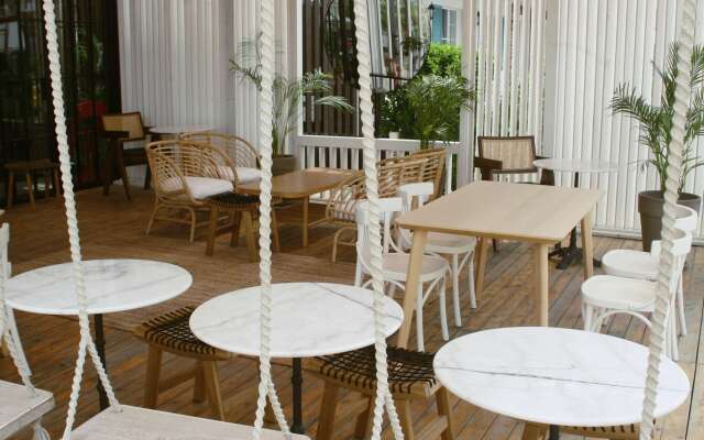 Green Park Hotel