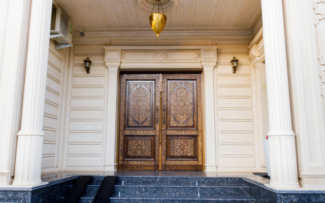 Dali Samarkand Hotel