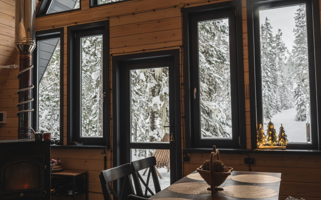 Zvezda Mamaya Chalet