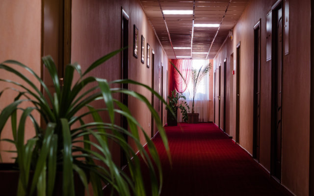 Gostinitsa Rossiya Hotel