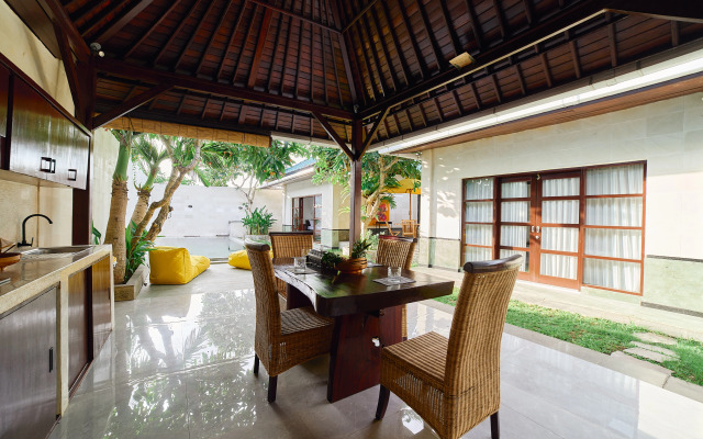 Вилла Cantik ArtVilla for big company