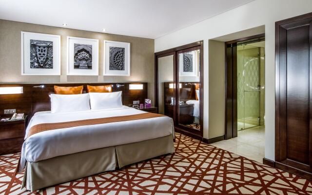 Crowne Plaza Dubai - Deira, an IHG Hotel