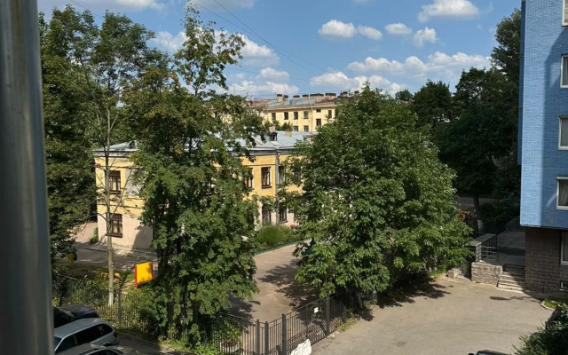 Апартаменты ВО 14/65 Розовое настроение