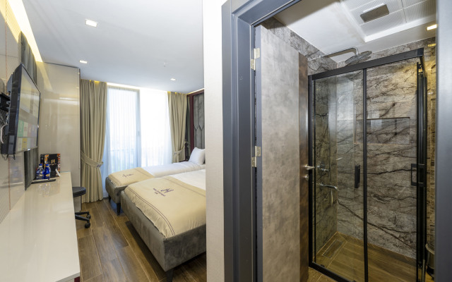 Heaven Premium Airport Hotel