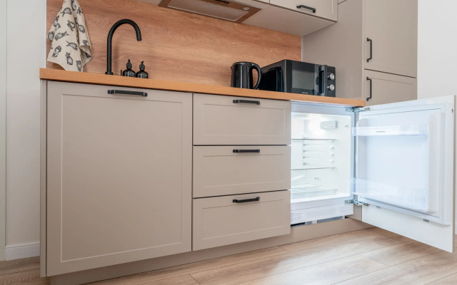 Dizaynerskaya Dvukhmestnaya Studiya Flat