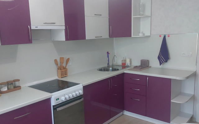 Uyutnaya Kvartira S Prekrasnym Vidom Iz Okna Flat