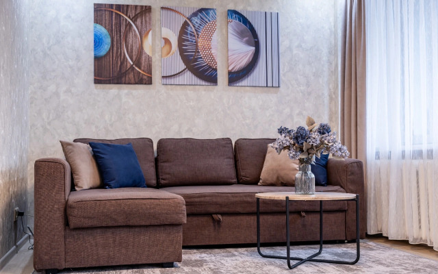 S Vidom na Gorod i Dostoprimechatelnosti Flat