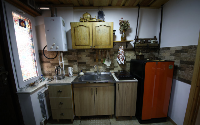 Alashkert Guest house