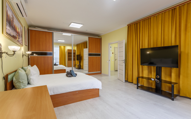 FortEstate Samoryi Mashela 2A 3 Apartments