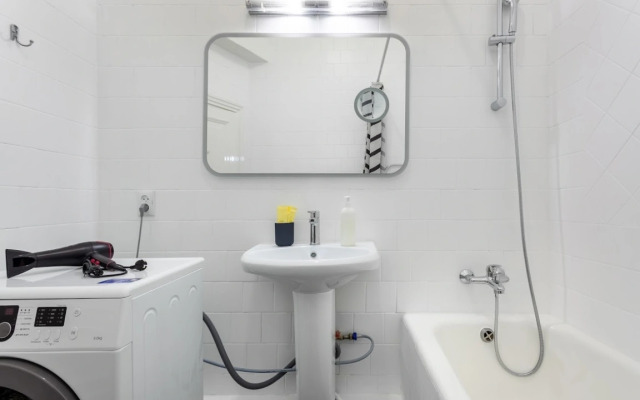 Apartments Standartnye S Dvumya Spalnyami I Balkonom