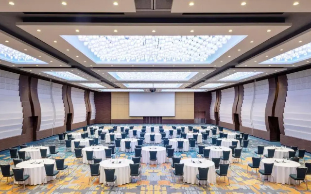 Holiday Inn Doha - the Business Park, an IHG