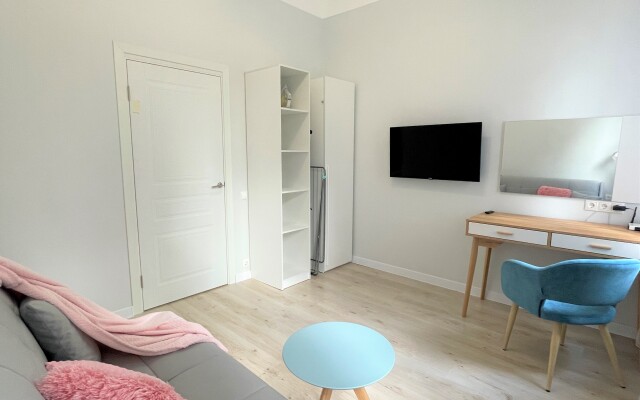 Tsvet Morya 2-komnatnaya Nezhnost Flat