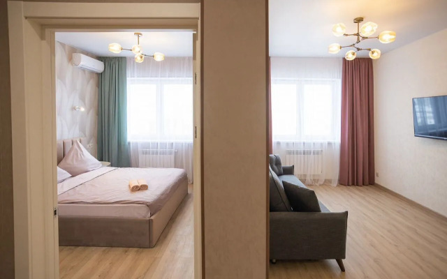 Na Ulitse Revolyutsionnaya 39/3 Flat