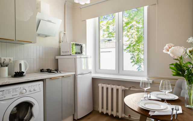 Berezhkovskaya naberezhnaya 10 Apartments