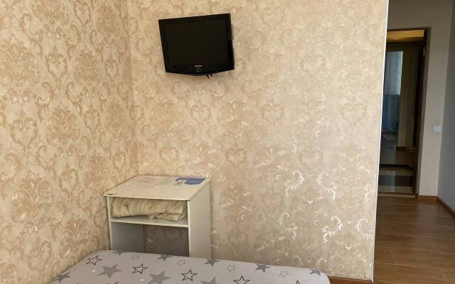 Aleksis Guest House