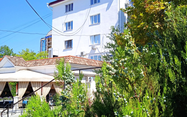 Квартира Видовая с Балконом у Херсонеса в Севастополе