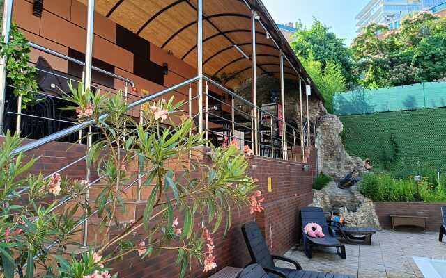 Azaliya-Mimoza Mini Hotel