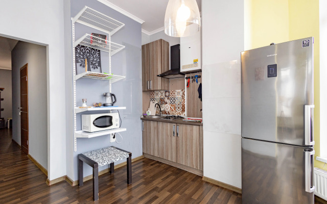 Dizaynerskie I Sovremennye V Tsentre Apartments