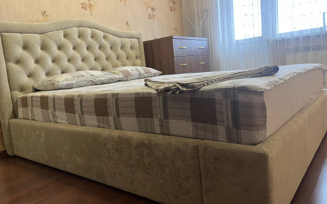 Квартира Трехкомнатная на Проспекте Сююмбике 49/1 (43/16)