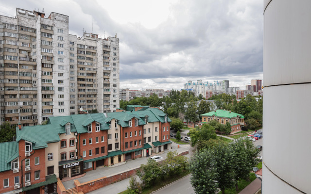 Квартира у ЖД Вокзала и у ДК Железнодорожников