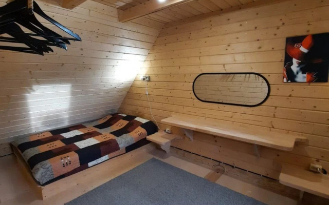 Гостевой дом у Озера в Лесу Маркова заимка