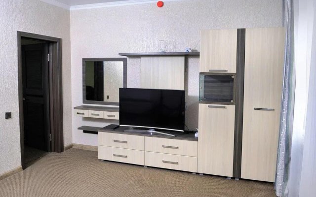 Отель Людмила