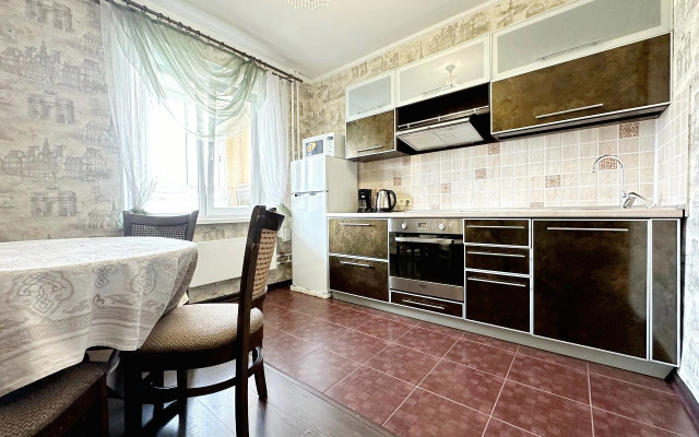 Dvukhkomnatnaya s balkonom na Pritomskom Flat