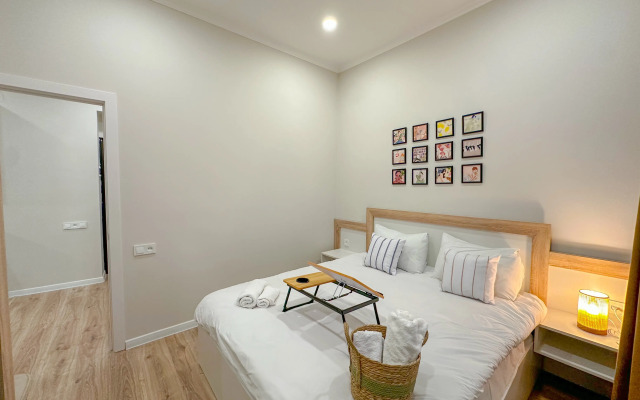 Ne Daleko Ot Metro Flat