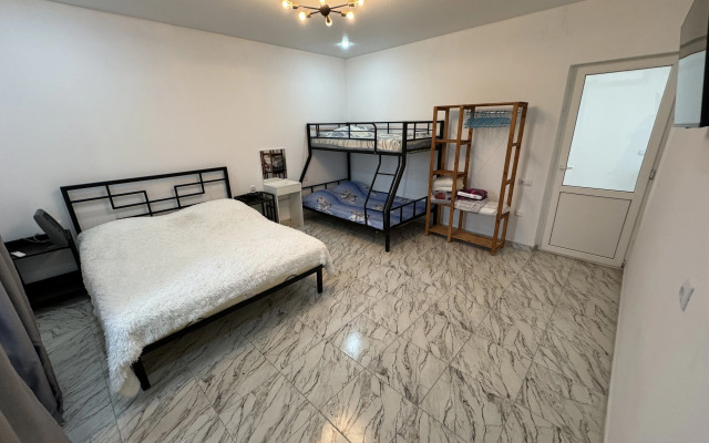 Damir Mini Hotel