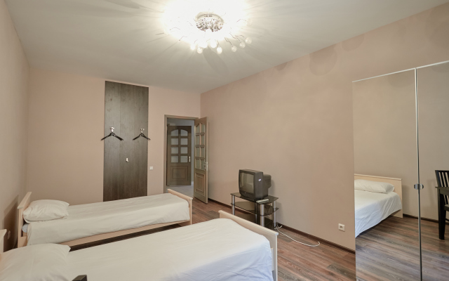 Kvarta Apartments 3 Bedrooms on Gzhatskaya St. 22/3