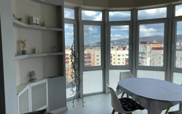 Na Prospekte Mira 267b Flat