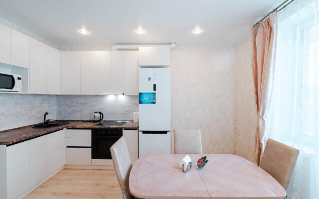 Studiya V Samom Tsentre Levogo Berega Irtysha Apartments