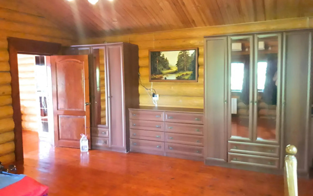 V Lesu U Morya Guest House
