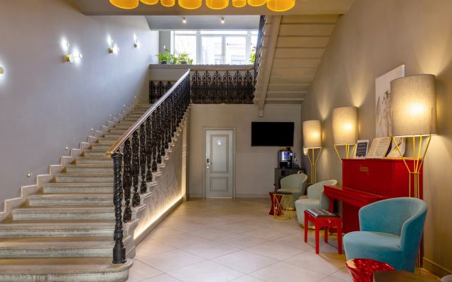 izzzi 3* Na Bankovskom Apart-Otel