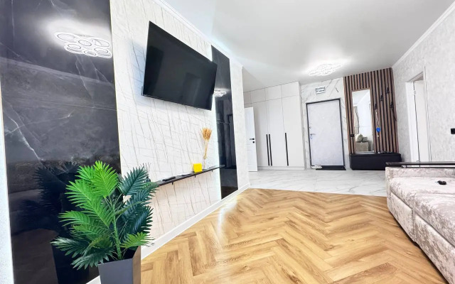V Shikarnom Rayone Goroda Flat