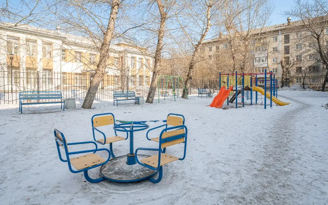 Apartamenty Al'ans Malyseva 85 BC Vysockij Stab Okruga