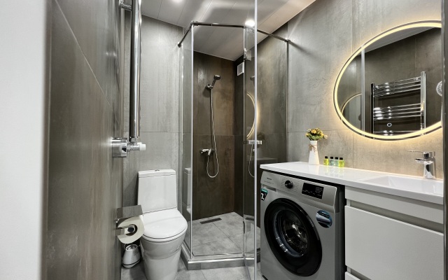 Modern City Center Saryan Str Apartments