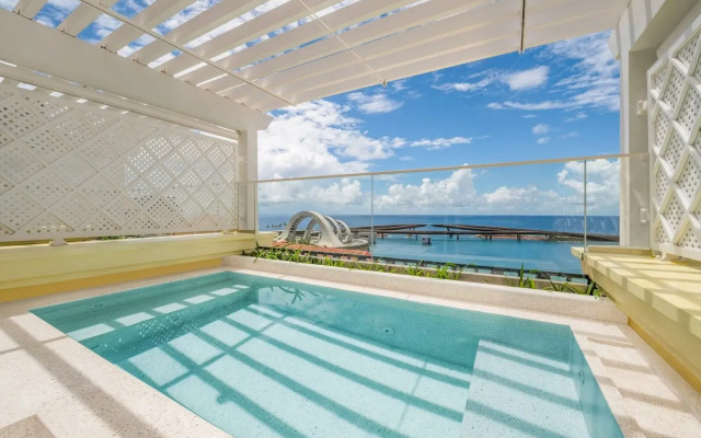 La Festa Phu Quoc, Curio Collection By Hilton Hotel