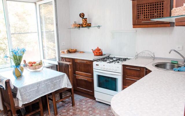 Uyutnie Ryadom S Tsentrom Apartments